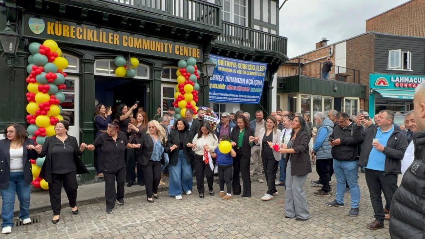 Derneka Hevgirtinê û Çanda Küreciklî yê Britanyayê, bi beşdarbûna zêde vekir.